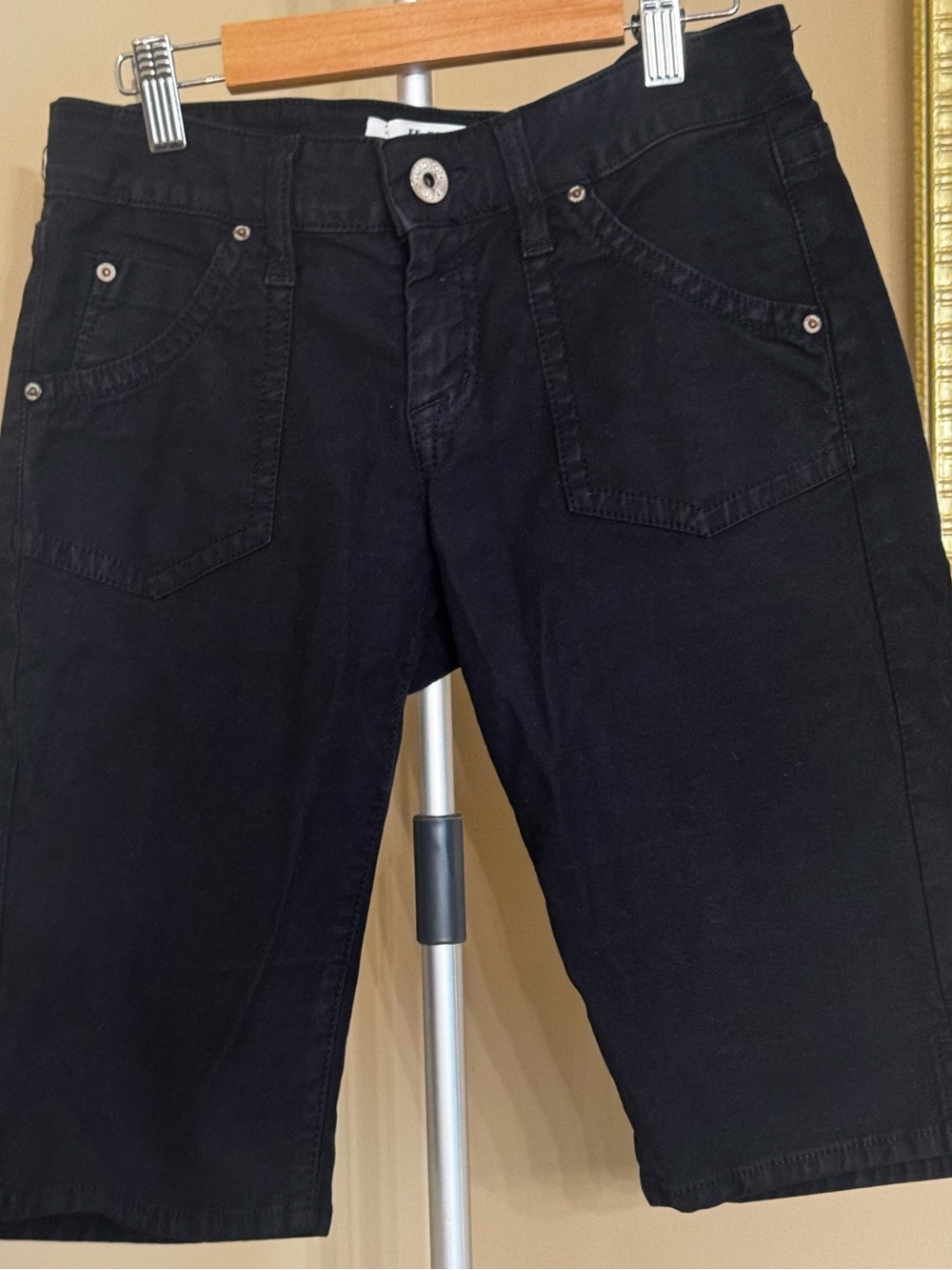Hudson Jeans a Women’s Black Relaxed Denim Shorts